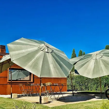 לינה וארוחת בוקר Garage47 Storica Officina Meccanica Loft In פיינצה